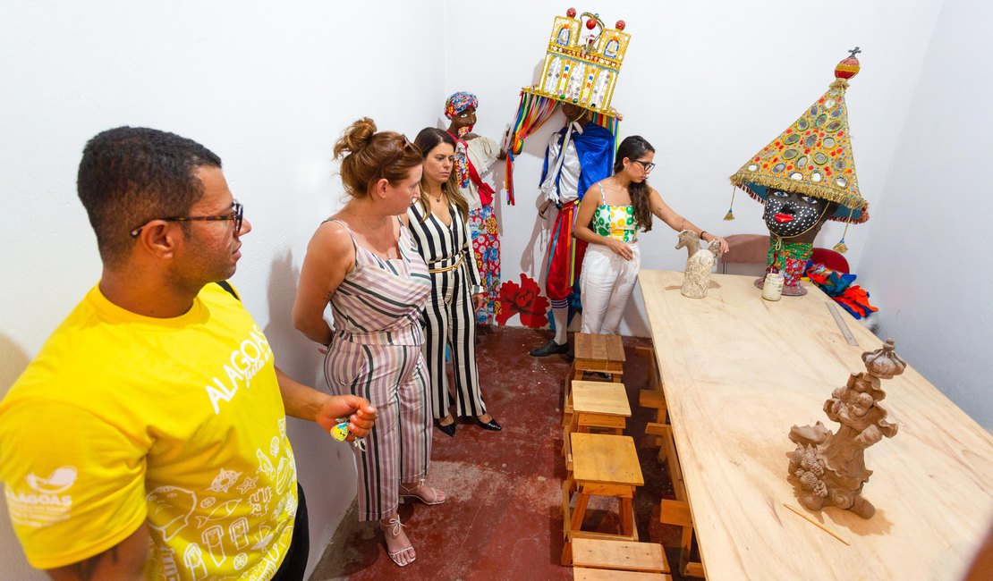 Programa Alagoas Feita à Mão realiza entrega de carteiras do artesão em São Miguel dos Campos