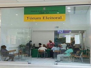 Sem feriado: entrega dos títulos da 33ª Zona continua no Shopping Pátio