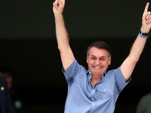 'Não queremos negociar nada', diz Bolsonaro em manifestação que pedia AI-5