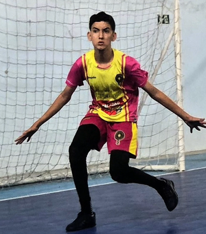 Jovem de 18 anos assassinado em assalto em Maceió sonhava em ser jogador de futebol