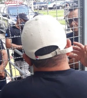 Policiais penais se recusam a receber presos no presídio do Agreste
