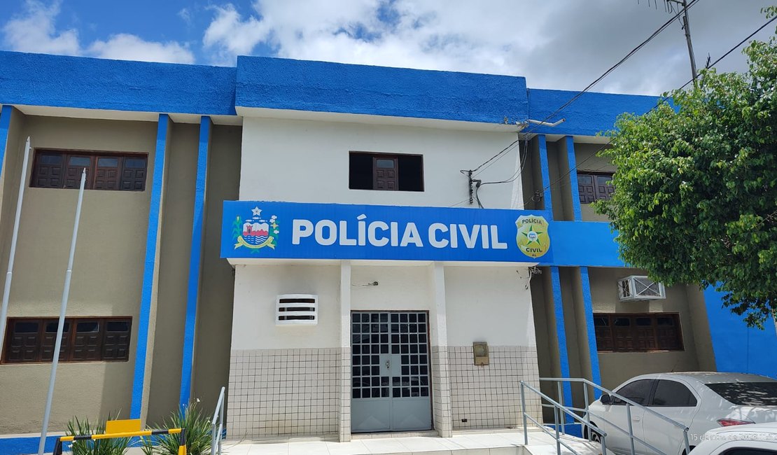 Polícia Civil prende homem foragido por roubo em Junqueiro