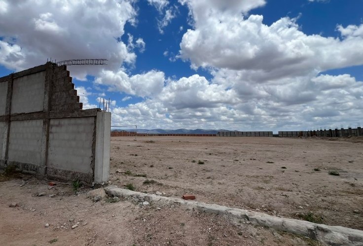 Paralisação de obras prometidas pelo governador no Sertão, deixam prefeitos incomodados