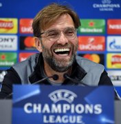 Klopp e Alisson minimizam vantagem do Liverpool no Inglês: 'Não ganhamos nada'