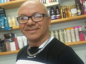 Jenilson Cabelereiro revela ter sido vítima de estelionato e registra B.O na Polícia Civil