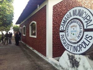 Vereadores de Augustinópolis, em Tocantins, são presos durante operação