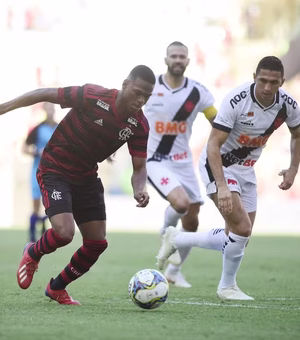 CSA anuncia contratação do atacante Lucas Silva, campeão da Libertadores