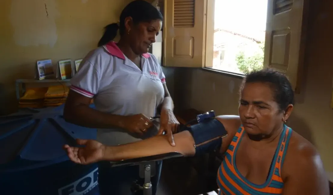 Um terço dos médicos deixou Atenção Primária à Saúde entre 2022 e 2024