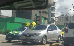 Manifestantes pró-Bolsonaro fazem carreata em Maceió