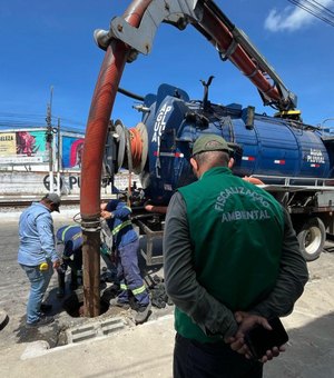 Operação Línguas Sujas flagra despejo irregular de esgoto no Salgadinho