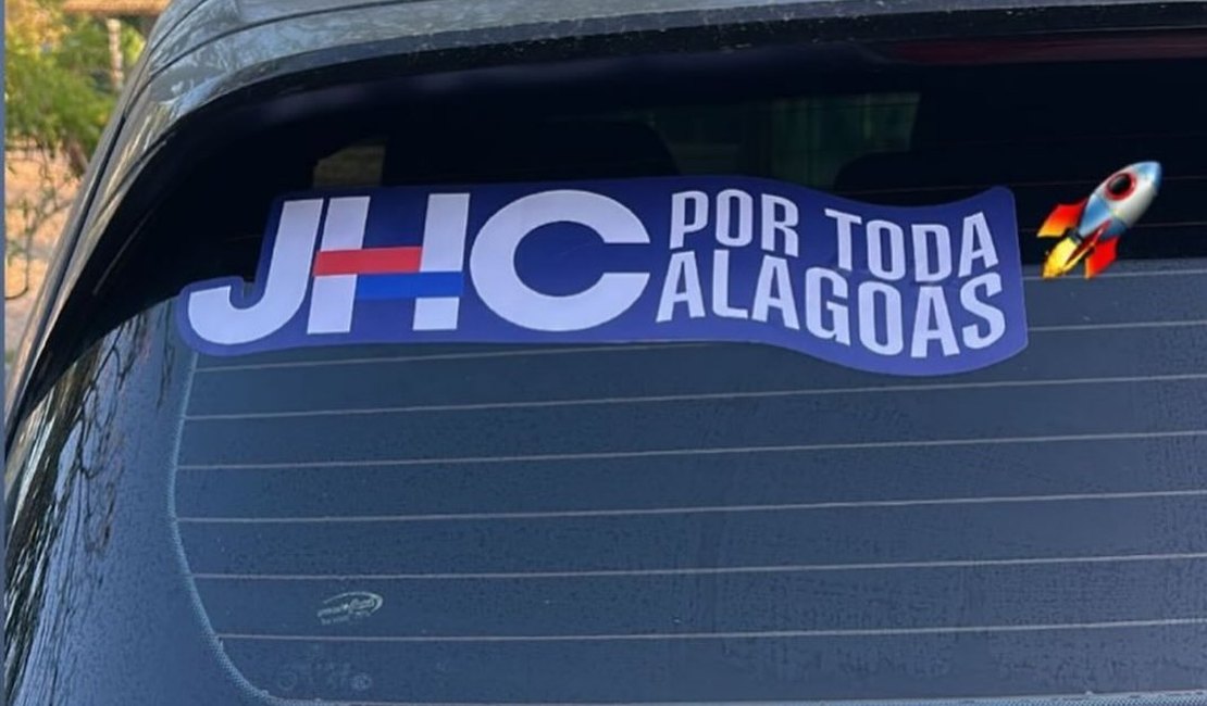 Lideranças de JHC iniciam pré-campanha com adesivos para o governo de AL