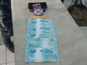 Adolescente é apreendido com mais de 2 mil reais e cédulas falsas