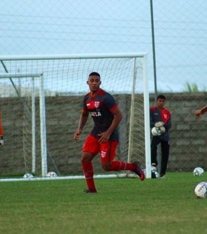 Sem Neto Baiano, mas com Flávio Boaventura: CRB divulga relacionados para pegar o Coritiba