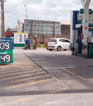 [Vídeo] Preço da gasolina apresenta redução nos postos de combustíveis de Arapiraca