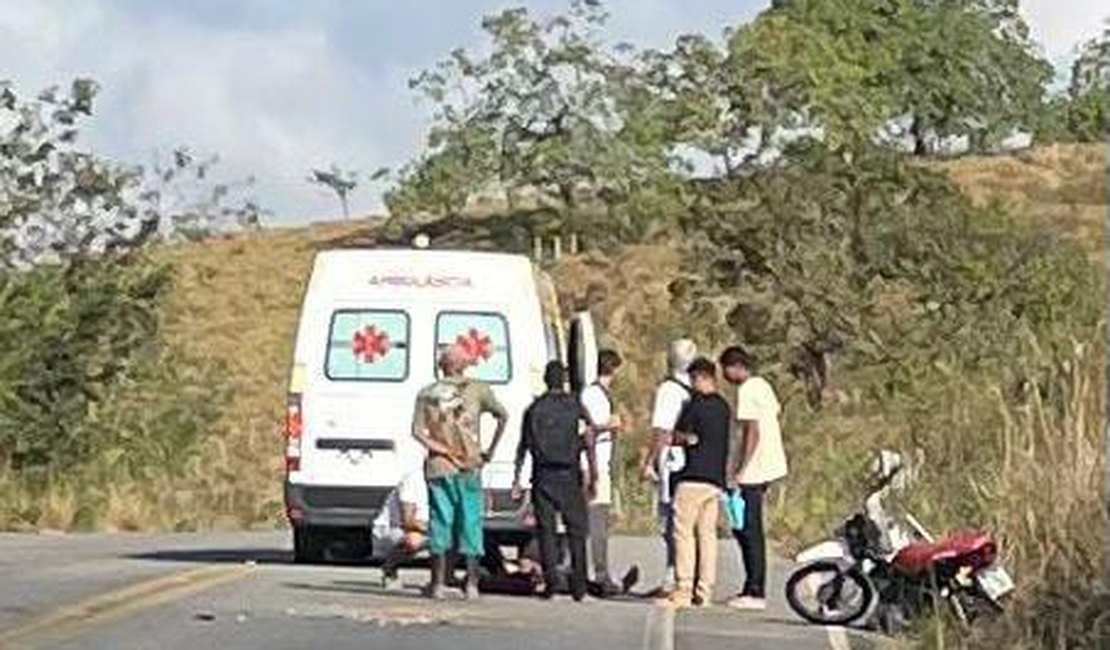 Estudante fica ferido em colisão entre motocicleta e ônibus na zona rural de Jacuípe