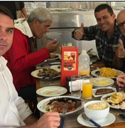 MP faz buscas em endereços ligados a Queiroz e família Bolsonaro