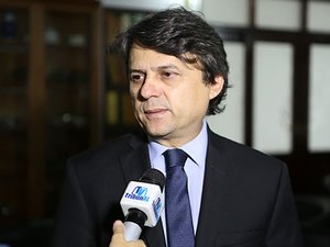 Justiça nega pedido para antecipar conclusão de curso de medicina
