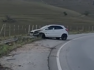 Acidente envolvendo um veículo é registrado na AL-101 Norte, em Porto Calvo