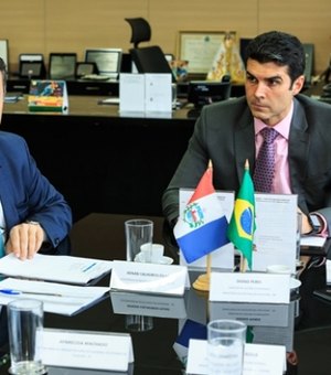 Renan Filho se reúne com ministro para viabilizar recursos no combate à estiagem em AL