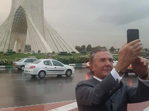 Collor revela que está indeciso sobre disputar reeleição ou Governo de Alagoas