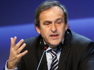 Uefa suspende quatro clubes das competições europeias