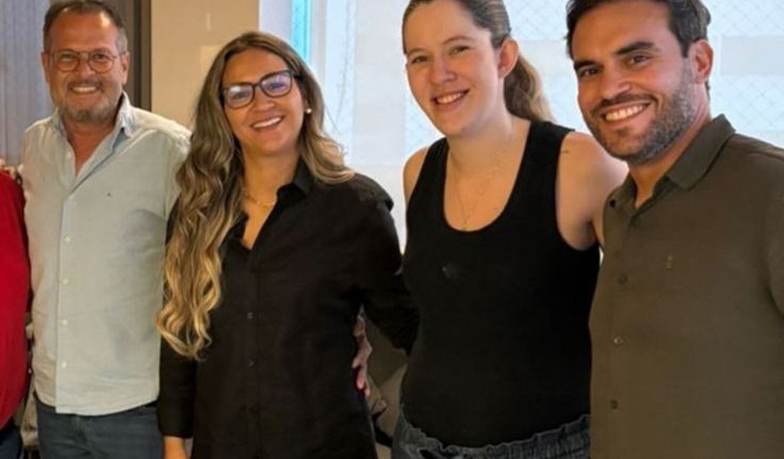 Grupo político de Cibele Moura ganha reforço com apoio da vereadora mais votada de Rio Largo