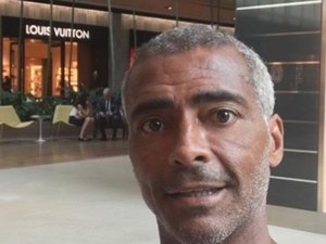 Ex- jogador e atual Senador, Romário pagou por cirurgia experimental e gera polêmica