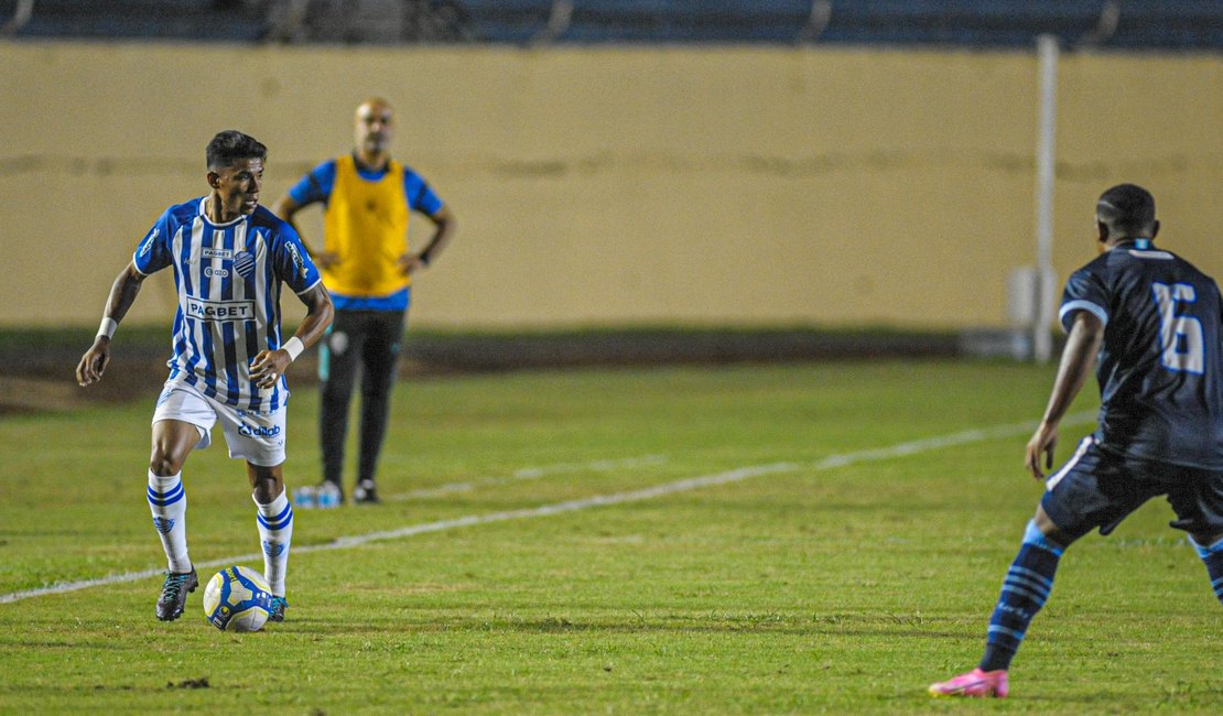 CSA vacila no finalzinho e toma o empate do Londrina