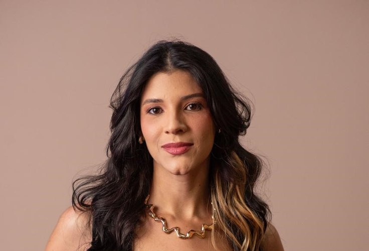 Muito além da maquiagem: a trajetória de Karolina Lamour e a força do empreendedorismo que transforma vidas