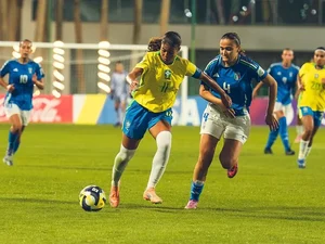 Brasil perde para Itália, mas se classifica no Mundial Feminino sub-17