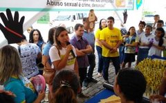 Estudantes da rede municipal participam de ato em combate à exploração sexual infantil