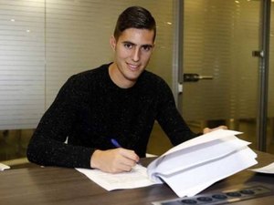 Jogador é demitido do Barça 4 horas após ser contratado