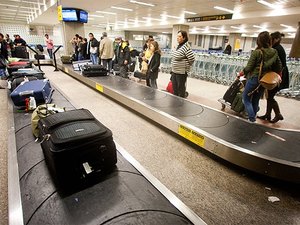 Passageiro terá que pagar por bagagem em voos a partir de março de 2017