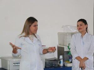 Nova gerente do Hospital de Emergência do Agreste foi apresentada oficialmente nesta terça-feira 