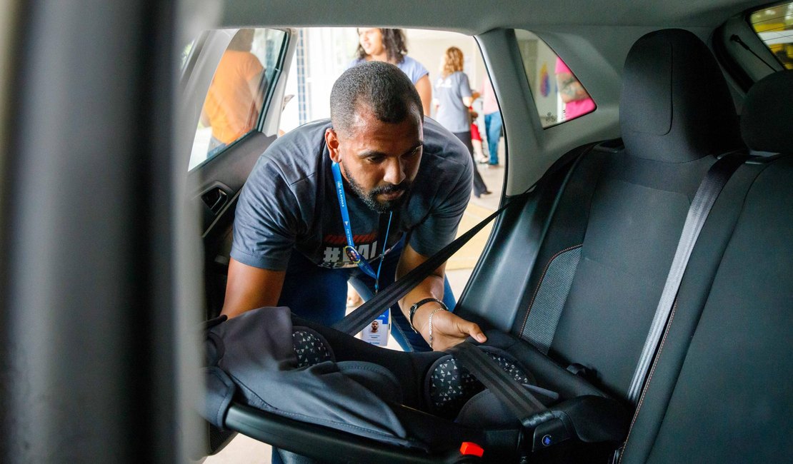 Programa Alta Segura garante transporte correto para recém-nascidos em Alagoas