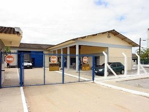 Jovem é presa ao tentar entrar em presídio com maconha nas partes íntimas