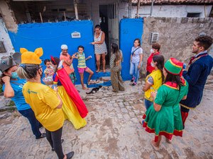 Arapiraca faz busca ativa de em mutirão de matrículas no conjunto Frei Damião