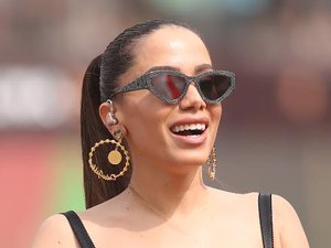 Anitta revela que se arrepende de não ter engravidado em 2020