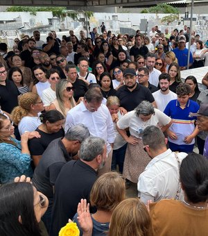 Sob forte comoção, diretor do Cemfra, Marcos Fontes, é sepultado em Arapiraca