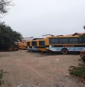 Motoristas de transporte escolar de Arapiraca param por falta de pagamento