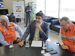 Prefeito busca apoio federal para o bairro do Pinheiro