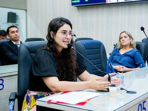 Vereadora levanta questionamentos sobre pedido de empréstimo de R$ 1,2 bilhão