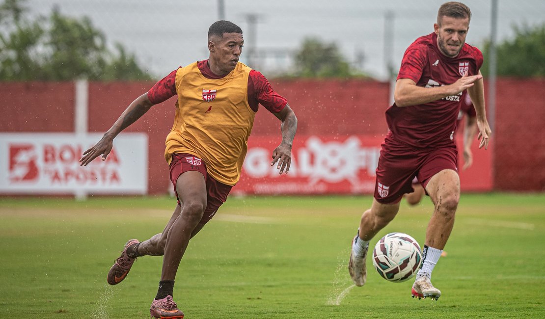 CRB realiza atividades no sábado e no domingo de olho na 15ª rodada