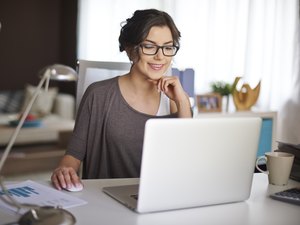 Trabalho remoto em alta: o que você precisa para ter uma estrutura mais estável em casa