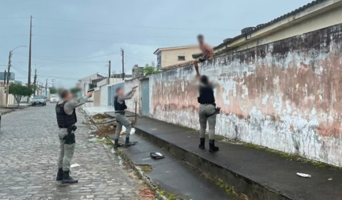 Homem é preso após pular muros e invadir residências em Arapiraca