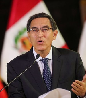 Presidente do Peru anuncia dissolução do Congresso