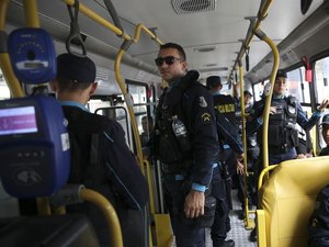 Ceará transfere 20 chefes de facções para presídios federais