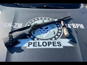 Pelopes apreende arma de fogo e munição escondidas em área próxima à aldeia indígena