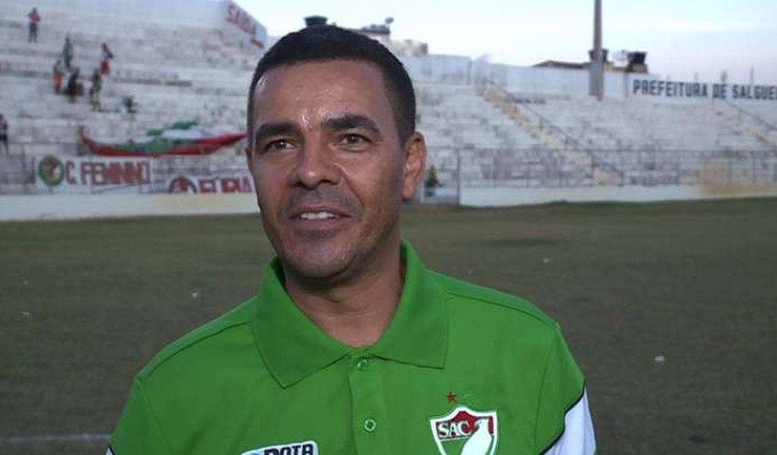 Baiano: Fluminense de Feira-BA acerta com técnico Evandro Guimarães para 2018
