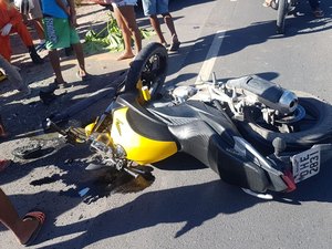 Colisão entre carro e moto deixa vítima fatal na AL-101 Norte em Maragogi